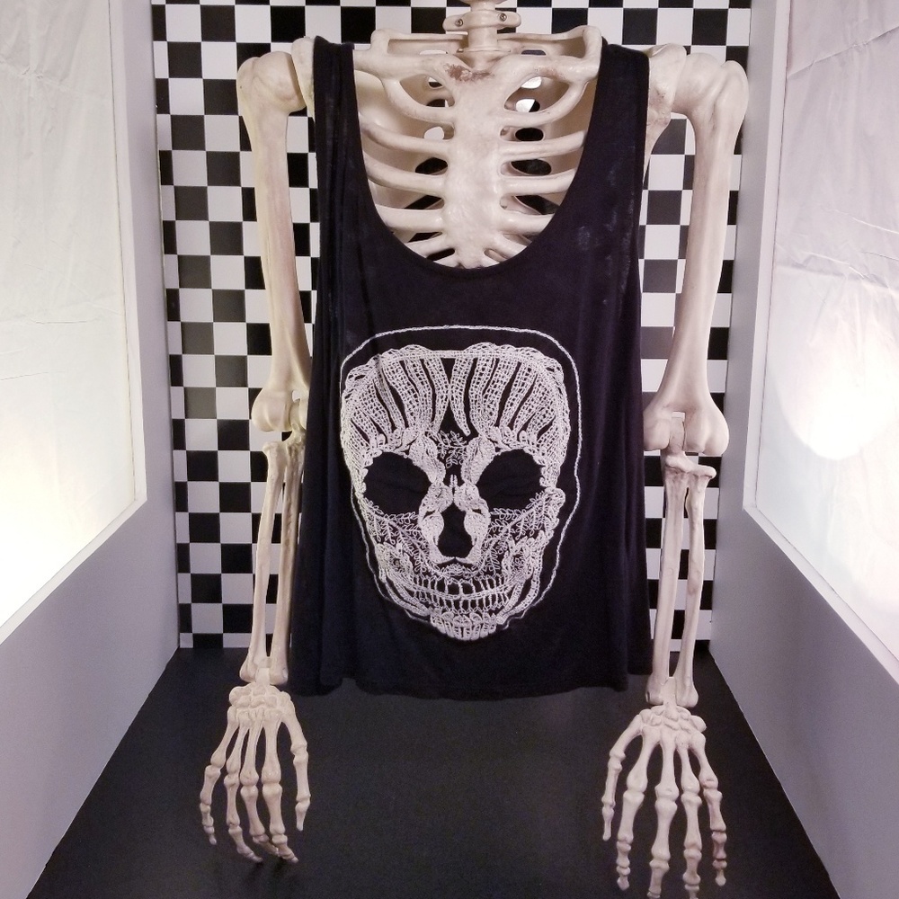 Lace Skull Crop Top